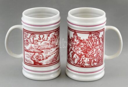 Hollóházi porcelán korsó, 2 db, matricás, jelzett, kis kopásnyomokkal, m: 11 cm