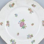 Herendi Eton mintás lapos tányér, 2db, teás alj, 3 db, jelzett, kopott, d:23-15cm - Image 3