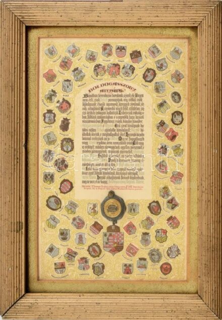 1922 Országos Magyar Hadimúzeum Egyesület nemzeti, irredenta ereklyéje, Magyarország valamennyi vármegyéjének földjéből származó földet tartalmazó emlék ércbulla, díszes emléklapon. Korabeli, kissé sérült üvegezett fa