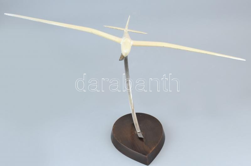 1956 Mecher János vitorlázó repülőpakett, fa, kopott, jelzett m: 31cm - Image 3