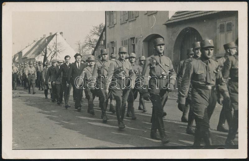 1933 Két SA (Sturmabteilung) felvonulás, fotó, feliratozva, 9×14 cm