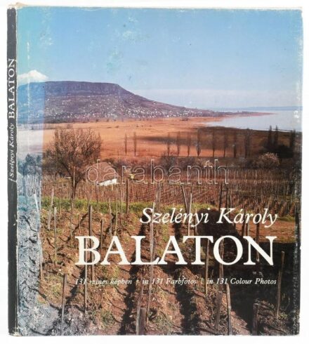 Szelényi Károly: Balaton. Bp., 1986, Terra-Kossuth Nyomda. Keresztury Dezső bevezetőjével. 131 színes képpel illusztrált. Kiadói egészvászon-kötés, kiadói kopott papír védőborítóban, jó állapotban.