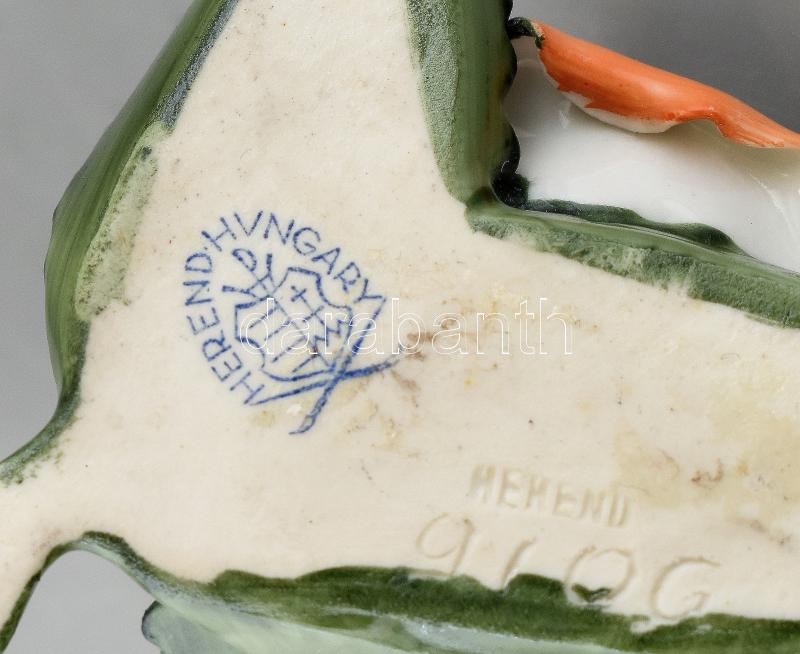 Herendi porcelán rózsa, kézzel festett, jelzett, sérült, 8×6 cm - Image 2