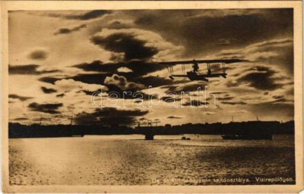 Az Osztrák-Magyar Haditengerészet hidroplánja (vízirepülőgépe). Cs. és kir. hadügyminisztérium sajtóosztálya. Hadifénykép Kiállítás / K.u.K. Kriegsmarine Seeflugzeug (Marineflugzeug) / WWI Austro-Hungarian Navy seaplane, naval