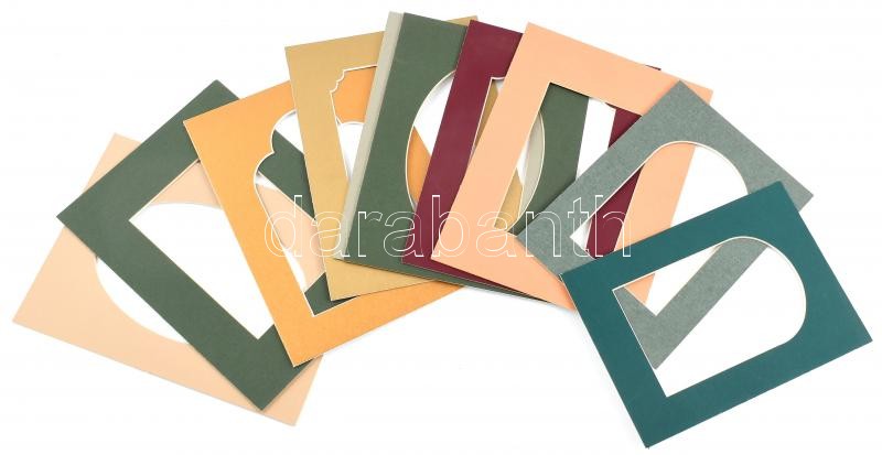 10 db különféle paszpartu képkeretekhez, 18x13 cm és 20,5x15 cm között