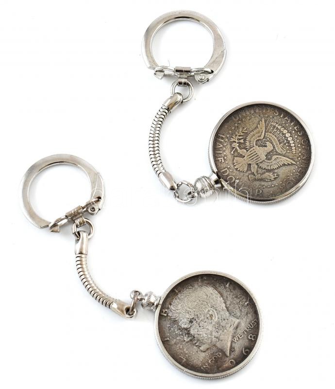 2db érmés kulcstartó, John Fitzgerald Kennedy az Amerikai Egyesült Államok 35. elnöke 1961 és 1963 között.