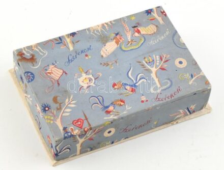 Szerencsi Keringő bonbon papírdoboz, kisebb foltokkal, 9,5×13,5×3 cm