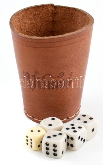 Vilmos bőr kockavető pohár, 5 db dobókockával