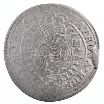 1696C-M 3kr Ag 'I. Lipót' (1,45g) T:2- patina, hullámos, forrasztásnyom Hungary 1696C-M 3 Kreuzer Ag 'Leopold I' (1,45g) C:VF patina, wavy, soldering mark Huszár: 1479., Unger II.: 1085.b