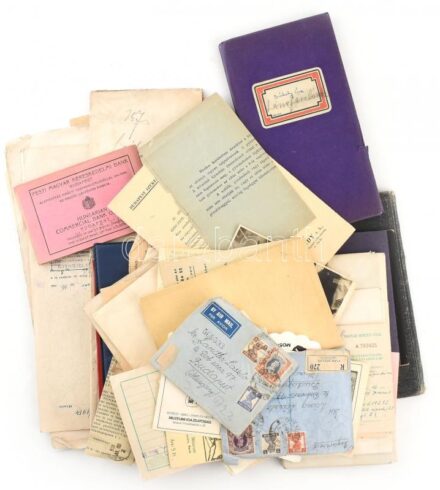 Vegyes papírrégiség tétel bizonyítványok, légoltalmi papírok satöbbi