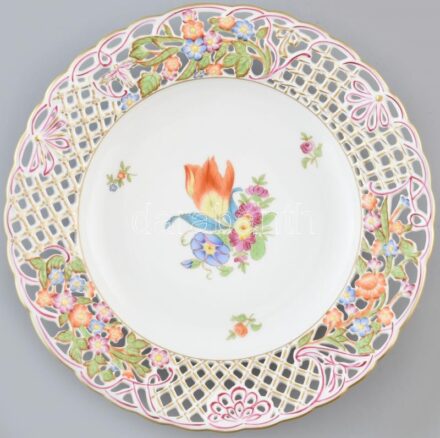 Herendi virágmintás áttört porcelán tál, kézzel festett, jelzett, hibátlan, d: 24 cm
