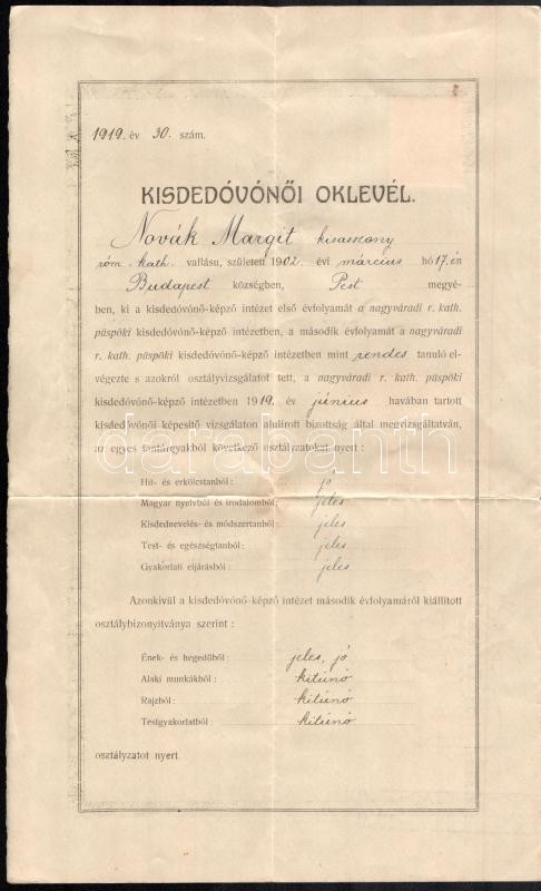 1919 Nagyvárad, Kisdedóvónő-képző Intézet, kisdedóvónői oklevél, felzetes viaszpecséttel, 2 Kr okmánybélyeggel - Image 2