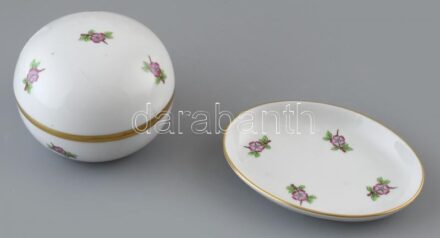 Herendi kis virág mintás bonbonniere, kis tálkával. Kézzel festett, jelzett, minimális kopással. d: 10 cm, tál 12 cm