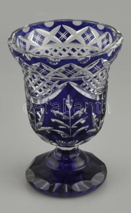 Kék fehér, kristály váza. m: 15 cm