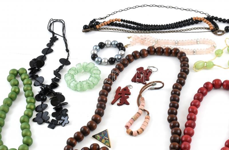 Zacskónyi vegyes bizsu ékszer - Image 2