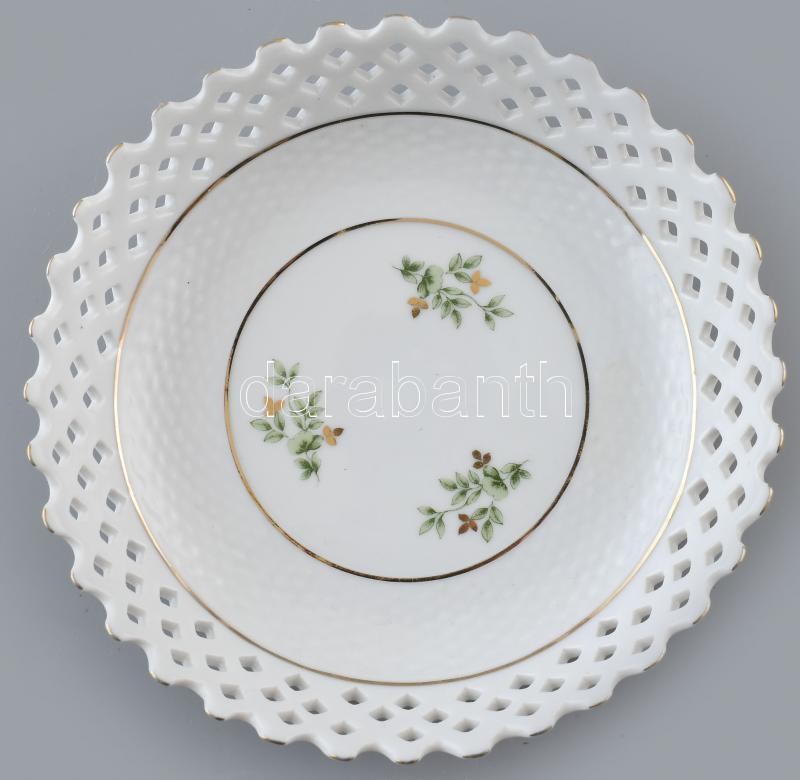 Hollóházi áttört porcelán kínáló tál. Matricás, jelzett, hibátlan, d: 17 cm