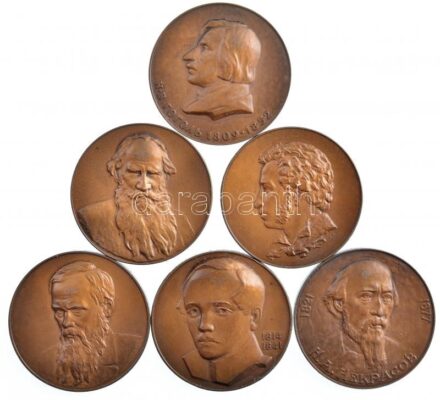 Szovjetunió DN 6xklf Br emlékérem (36mm). Híres oroszokat ábrázoló éremsorozat: Dosztojevszkij, Lermontov, Puskin, Nekraszov, Gogol, Tolsztoj. T:1,1- Soviet Union ND 6xdiff Br medallion (36mm). Series of medals depicting famous Russians: