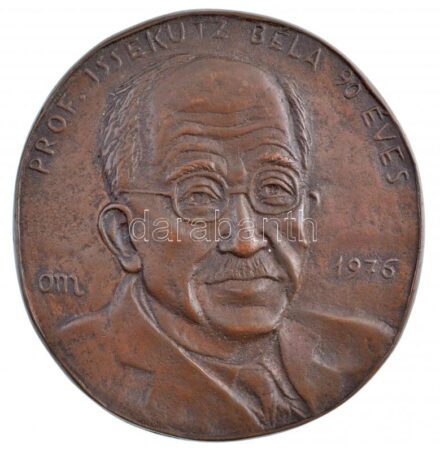 Osváth Mária (1921-1998) 1976. 'Dr. Issekutz Béla 90 éves' egyoldalas, öntött bronz plakett (116x110mm) T:1- / Hungary 1976. '90th Birthday of Béla Issekutz MD' one-sided cast bronze plaque. Sign.: Mária Osváth (116x110mm) C:AU