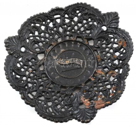 Borvas Rt. öntöttvas tálka, sérült, d:19