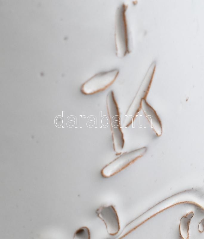 Kovács Éva (1938-2017): Anya gyermekével, mázas kerámia, mázrepedésekkel, restaurált, jelzett, m: 42cm - Image 4