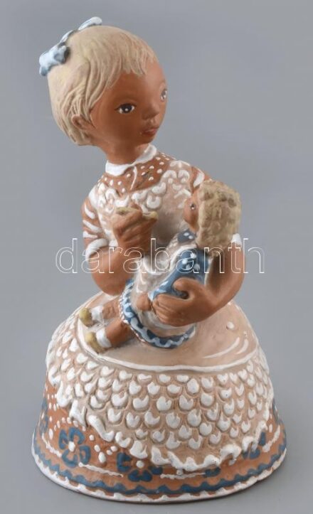 Kovács Margit (1902-1976): Babáját etető kislány. Színesen festett, engóbozott kerámia. Korának megfelelő állapotban. KM jelzéssel. m: 22 cm