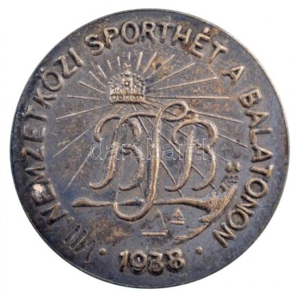 1938. 'VII. Nemzetközi Sporthét a Balatonon' fém gomblyukjelvény (29mm) T:2