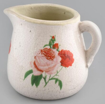 Régi porcelán kancsó, mázrepedésekkel, jelzés nélkül, kopott, m:15cm