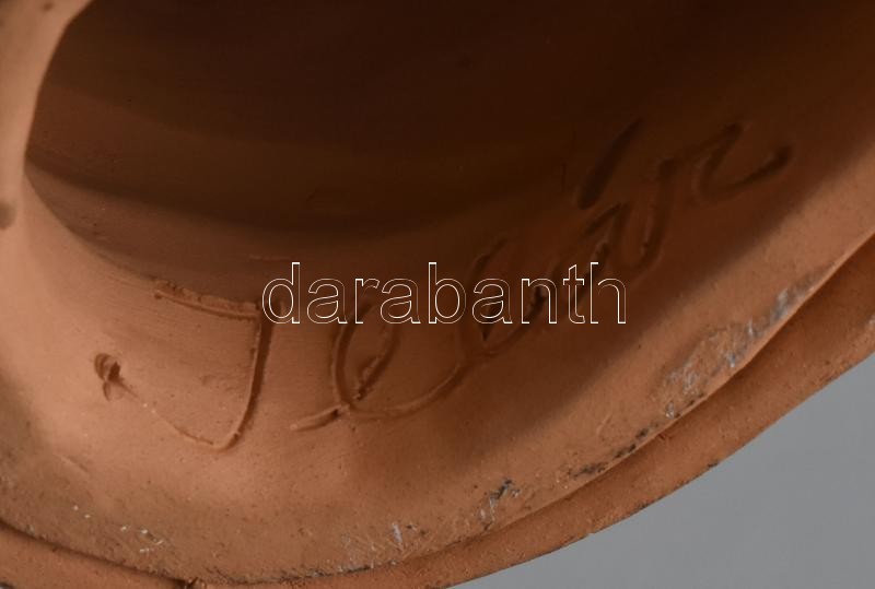 Illár Erzsébet (1940-): Ülő lányka terrakotta szobor jelzett m: 22 cm - Image 4