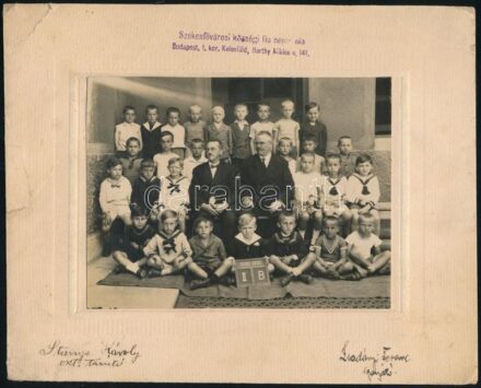 1931 A Székesfővárosi Köszégi fiú népiskola. Kelenföld, Horthy Miklós ú 141. 24x18 cm