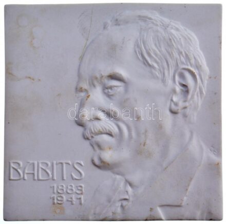 ~1970-1980. 'Babits 1883-1941' peremen jelzett herendi biszkvit porcelán plakett. Szign.: T.Á. (120x120mm) T:2 hátlapon ragasztónyomok