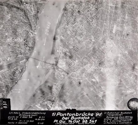 1945 Budapest, Budafok, Csepel német katonai légi felderítő fotó 29x29 cm / German military scout photo