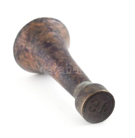 Monogramos pecsétnyomó, h: 6,5 cm