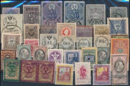 35 db régi osztrák és magyar okmánybélyeg