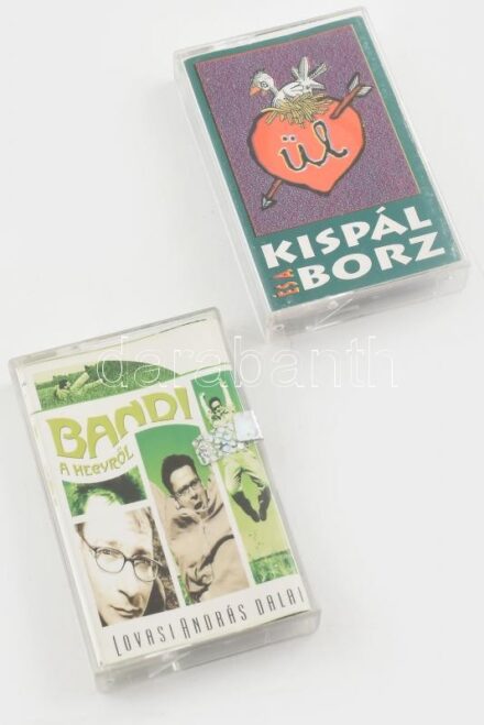Kispál és a Borz Ül c. albuma dedikálva: Lovasi András (1967-) , Kispál András (1964-), Bräutigam Gábor 'Bubba'. + 2001 Bandi a hegyről c. album