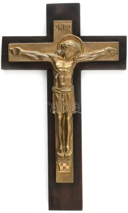 Jelzés nélkül: Feszület. Bronz, fára applikálva. Falra akasztható. m:42cm