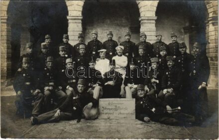 1907 K.u.K. Infanterie-RegimentFreiherr von Teuchert-Kauffmann No. 88. 3. Feldkompagnie Jahrgang III. Heuer geh' ma! 1904-1907 / Austro-Hungarian K.u.K. military, group of soldiers. photo