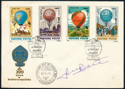 Farkas Bertalan magyar űrhajós aláírása alkalmi borítékon / autograph signature of Hungarian astronaut