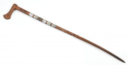 Túrabot 6db jelvénnyel, h:88cm