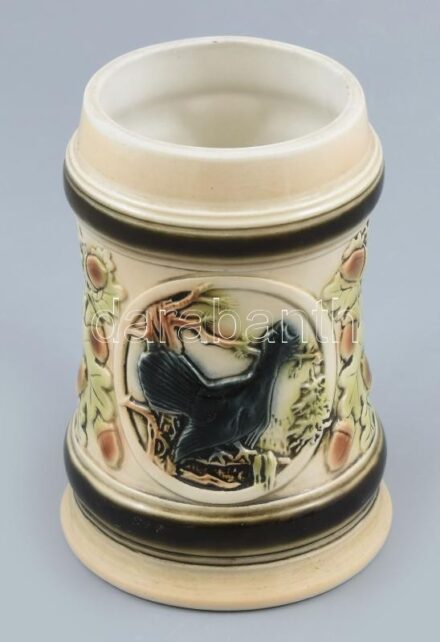 Német siketfajdos és makkos söröskorsó, porcelán, jelzett, kopott, m:15cm