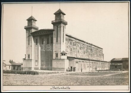 1911 A balloncsarnok épülete a Bécs melletti Fischamend k.u.k. repülőgépgyárban, feliratozott eredeti fotó, jó állapotban, 12×17 cm / Fischamend, balloon hall, vintage photo