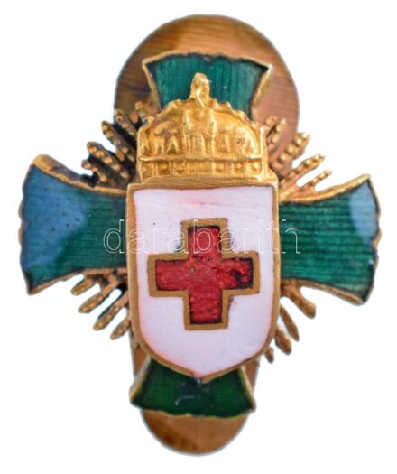 1922. 'A Magyar Vöröskereszt Érdemkeresztje' zománcozott gomblyukjelvény miniatűr, hátlapon 'BOCZÁN GY BUDAPEST' gyártói jelzéssel (16x16mm) T:1- / Hungary 1922. 'Hungarian Red Cross, Cross of Merit' enamelled buttonhole badge miniature