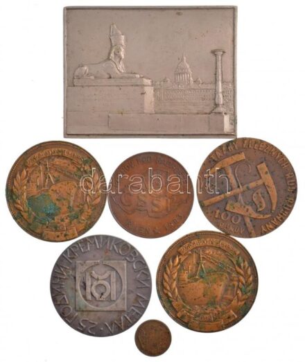 7 db vegyes magyar és külföldi emlékérem és plakett tétel, közte 1835. 'Magyar hajó és darugyár' egyoldalas Br emlékérem (2x) (60mm) T:2,2- patina 7pcs mixed hungarian and foreign commemorative medallion and plaque lot, in it Hungary