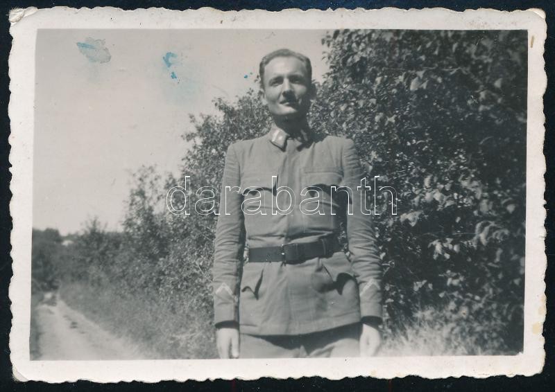 1944. november 21. Budapesti Karhatalmi Század katonai igazolványa és fotó a katonáról - Image 2