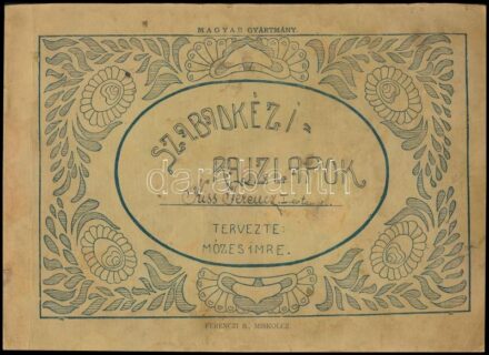 cca 1925 Iskolai technikafüzet, benne rengeteg rajzzal, hajtogatásminták, papírkivágások, stb., sérült, foltos borítóval, helyenként kissé sérült, foltos lapokkal