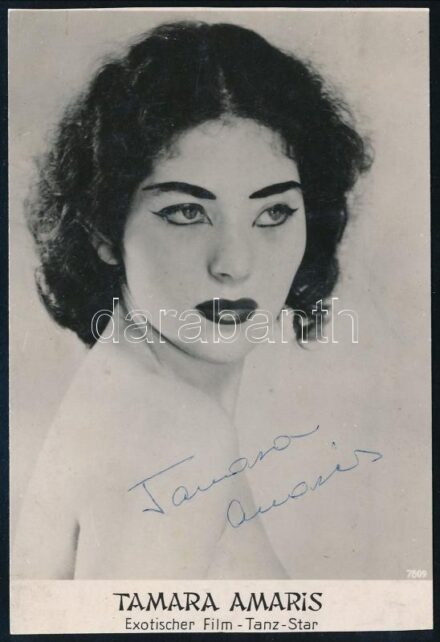 Tamara Amaris színész-táncos-énekesnő autográf aláírása őt ábrázoló fotón