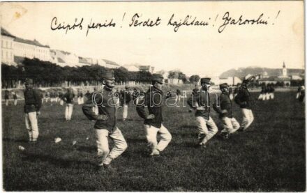 1909 'Csípőt feszíts! Térdet hajlítani! Gyakorolni!' Budapest I. Vérmező, Osztrák-magyar katonák gyakorlaton / Austro-Hungarian K.u.K. military training in Budapest