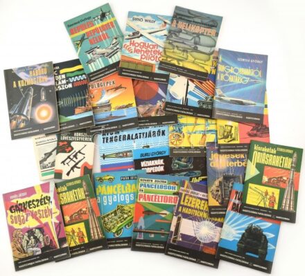 Haditechnika Fiataloknak 21 kötete. Bp., 1972-1987, Zrínyi. Kiadói papírkötések. + Kováts-Nagy: Korszerű lövészfegyverek. Bp., 1969., Zrinyi. Kiadói papírkötés. + Lőrincz István: Korszerű haditechnika. Bp., 1968., Zrinyi. Kiadói