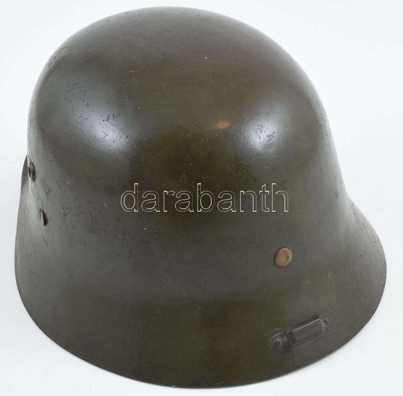 M. kir. honv. 1935M rohamsisak 1946-os 'Tildy-zöld' festéssel. Béléssel, kompletten, megkímélt állapotban, kissé kopott / Hungarian military helmet - Image 2