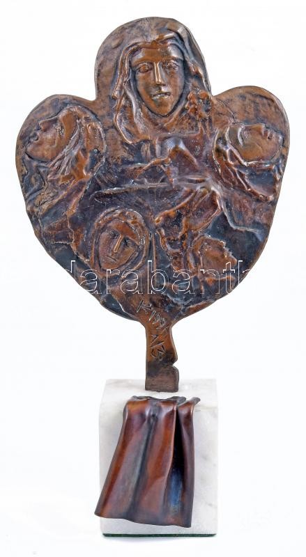 Kocsis Előd (1948-): Veronika kendője, bronz, jelzett (K 1996), 1/3, márvány talapzaton,22,5x16,5 cm, teljes, talapzattal: m: 30,5 cm, talapzat, 7x7x8 cm