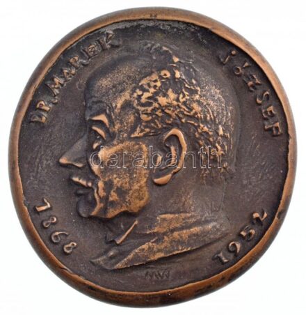 Madarassy Walter (1909-1994) 1952. 'Dr. Marek József 1868-1952 / Állatorvosi Tudományi Egyetem 1787' kétoldalas önött Br emlékérem (~87mm) T:1- patina / Hungary 1952. 'Dr. József Marek 1868-1952 / University of Veterinary Science